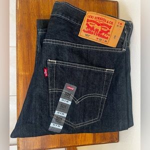 Levis 501 Original Fit Straight Leg Men’s Jeans Button Fly 32 X 36